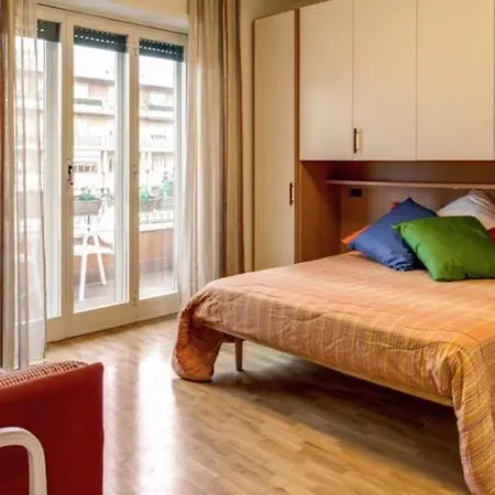Aletheia Apartament *
